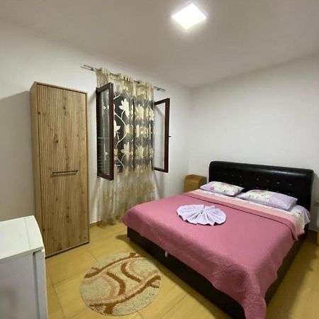 Apartments Lazo Ulcinj Exterior foto